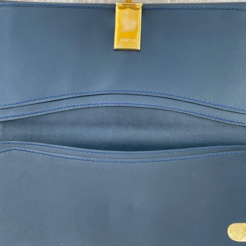 Gucci authentic wallet - Picture 7 of 15